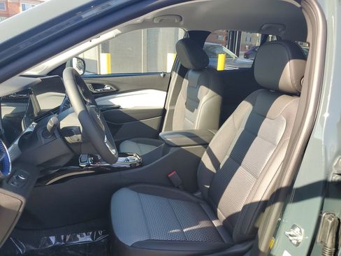 New 2026 Chevrolet Trax LT image 17