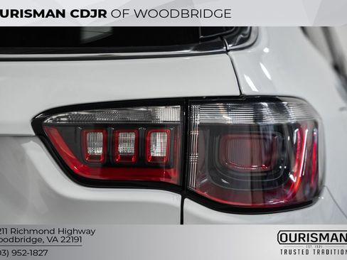 Used 2022 Jeep Compass Limited w/ Sun and Sound Group image 7