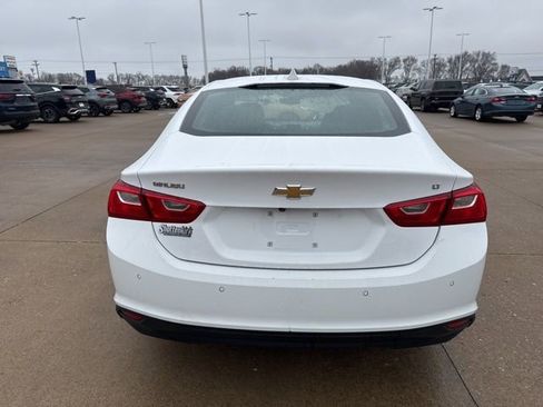 Used 2024 Chevrolet Malibu LT image 4