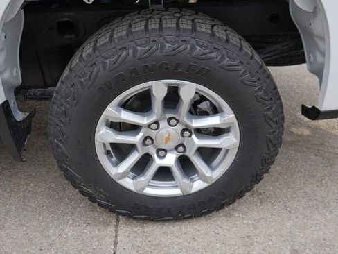 New 2026 Chevrolet Silverado 1500 W/T w/ WT Value Package image 29