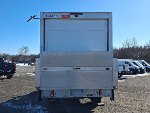 Used 2023 Chevrolet Express 3500 RWD image 10