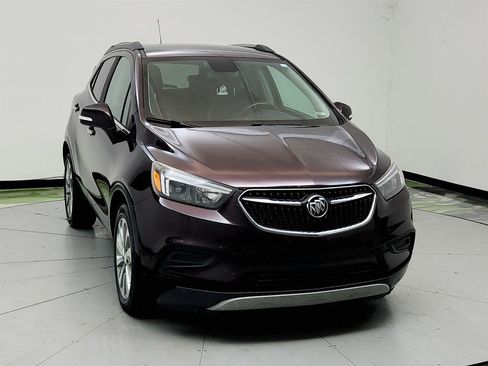 Used 2018 Buick Encore Preferred FWD image 2
