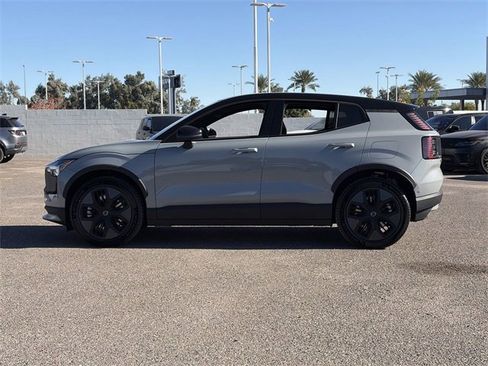 Used 2026 Volvo EX30 Cross Country Ultra image 9