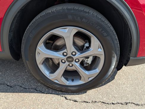 Used 2025 Ford Escape ST-Line image 15