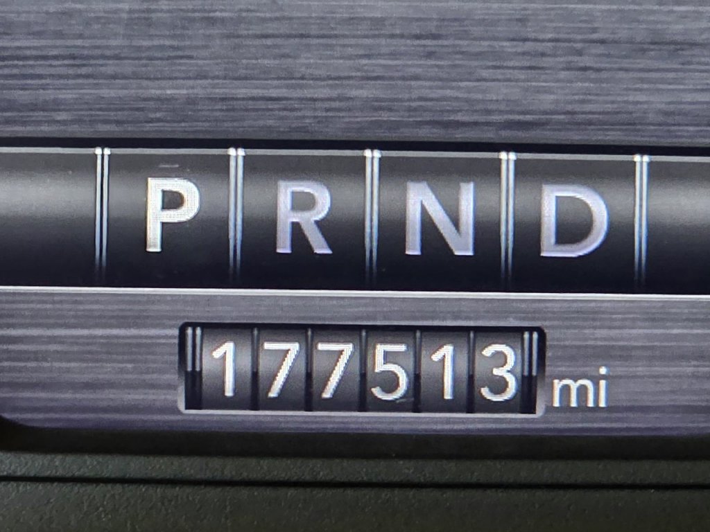 Used 2019 RAM 1500 Laramie AWD/4WD image 39
