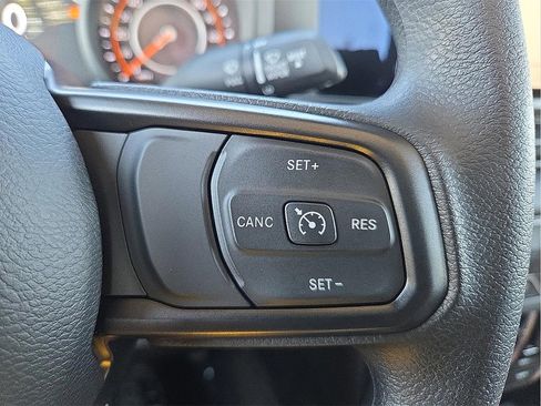 New 2025 Jeep Gladiator Sport image 15