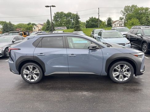 Used 2023 Subaru Solterra AWD image 2