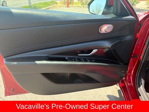 Used 2024 Hyundai Elantra Limited FWD image 10