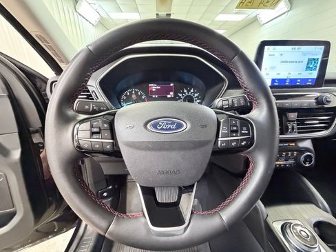 Used 2022 Ford Escape SEL w/ SEL Stealth AWD Package image 47