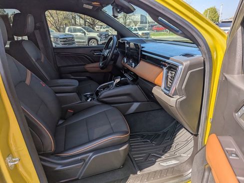 Used 2023 GMC Canyon AT4 AWD/4WD image 19