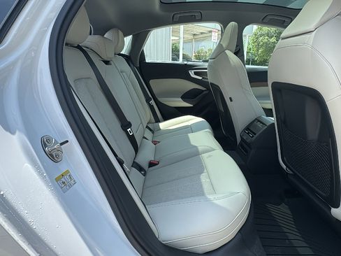 Used 2025 Audi A5 2.0T Premium Plus w/ Premium Plus AWD/4WD image 26