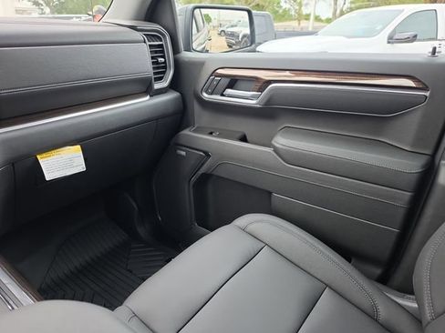New 2026 Chevrolet Silverado 1500 LT Trail Boss w/ LT Trail Boss Premium Package AWD/4WD image 10