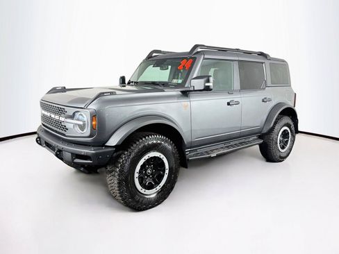 Used 2024 Ford Bronco Badlands AWD/4WD image 7