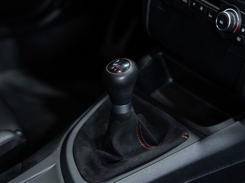 Used 2011 BMW 1 Series M RWD image 55