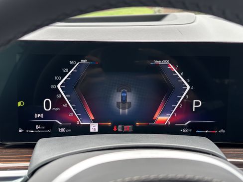 Used 2026 BMW X5 sDrive40i w/ M Sport Package image 23