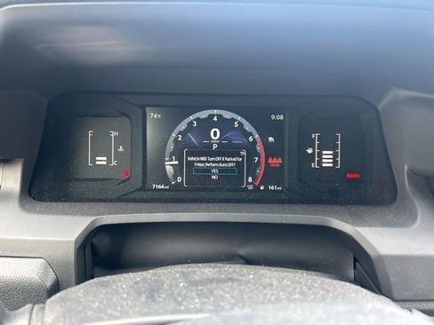 Used 2025 Toyota Tacoma SR5 image 11