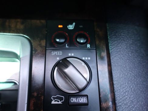 Used 2008 Toyota Land Cruiser AWD/4WD image 42