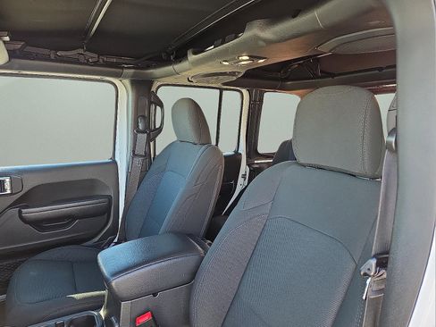 Used 2020 Jeep Wrangler Unlimited Sport S image 13