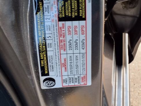 Used 2025 Nissan Versa SV w/ Trunk Package FWD image 37
