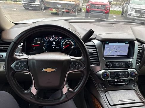 Used 2020 Chevrolet Tahoe Premier AWD/4WD image 10