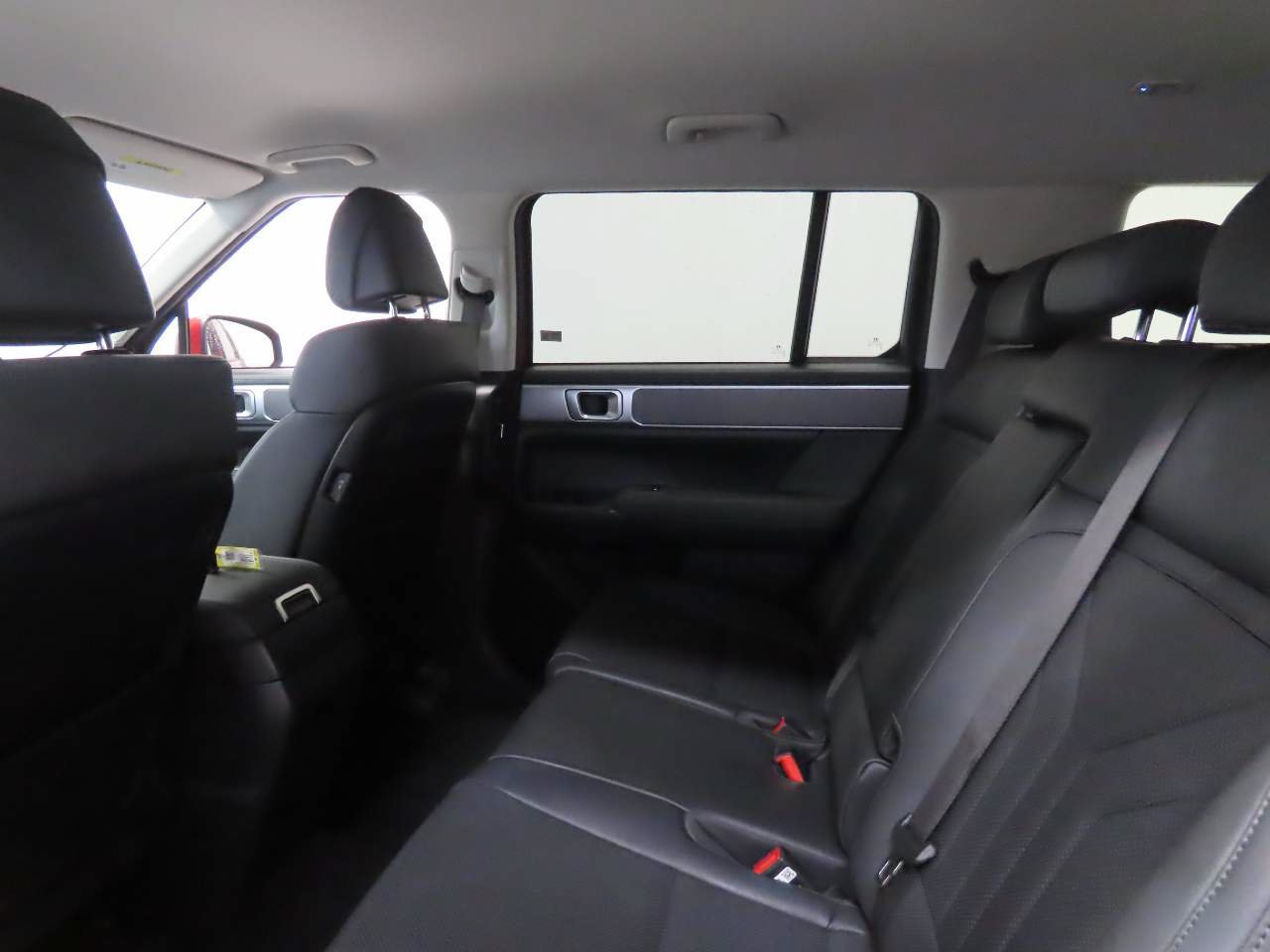 Used 2026 Hyundai Santa Fe SEL AWD/4WD image 16