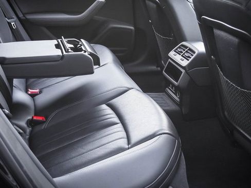 Used 2021 Audi A6 Premium Plus w/ Premium Plus Package image 23