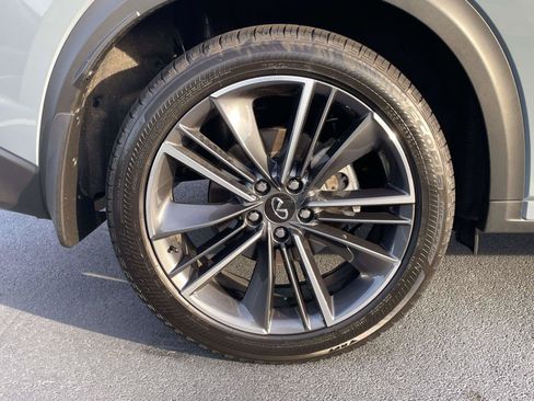 Used 2025 INFINITI QX50 Sport AWD/4WD image 9