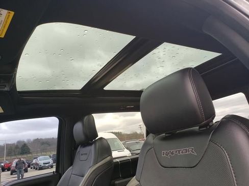 Used 2018 Ford F150 Raptor w/ Equipment Group 802A Luxury image 13