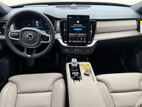 New 2026 Volvo XC90 B6 Ultra w/ Protection Package Premier AWD/4WD image 8