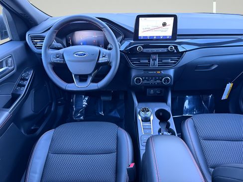 New 2026 Ford Escape ST-Line w/ Cold Weather Package FWD image 5