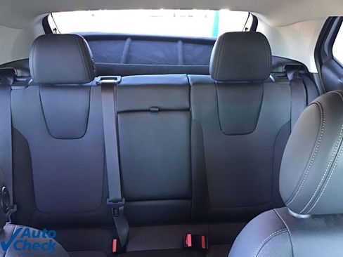 Used 2022 Buick Encore GX Select image 21