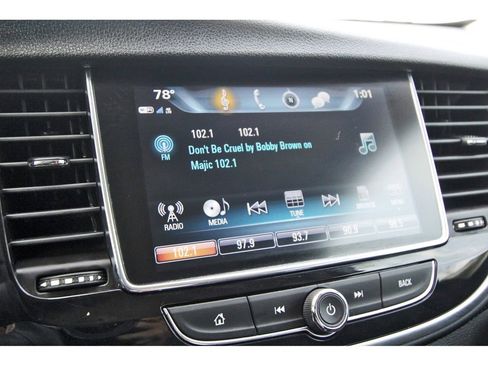 Used 2020 Buick Encore Preferred image 25