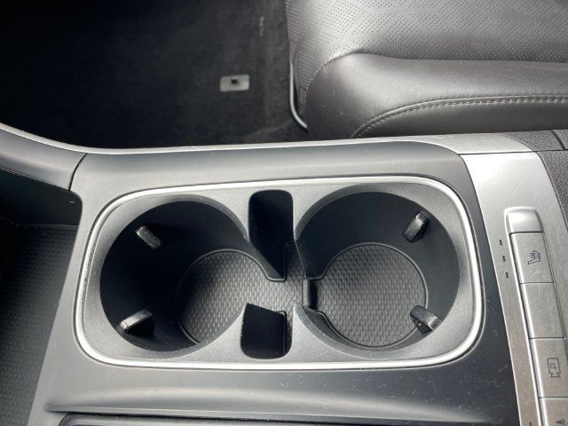 Used 2023 Kia Carnival LX FWD image 23