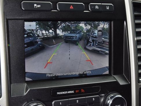 Used 2020 Ford F150 Lariat RWD image 28