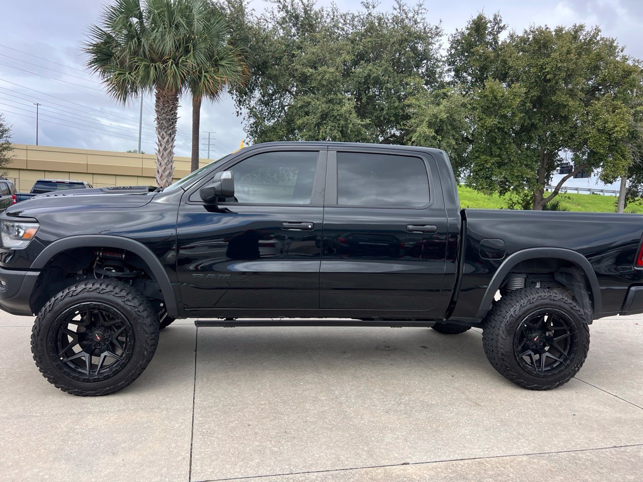 Used 2024 RAM 1500 Rebel w/ Rebel Level 1 Equipment Group AWD/4WD image 2