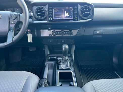 Used 2020 Toyota Tacoma SR image 15