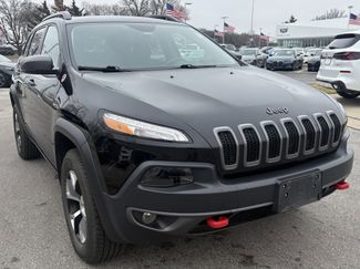 Used 2018 Jeep Cherokee Trailhawk w/ Quick Order Package 27L AWD/4WD video 2