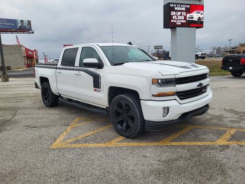 Used 2018 Chevrolet Silverado 1500 LT w/ Rally 2 Edition image 15