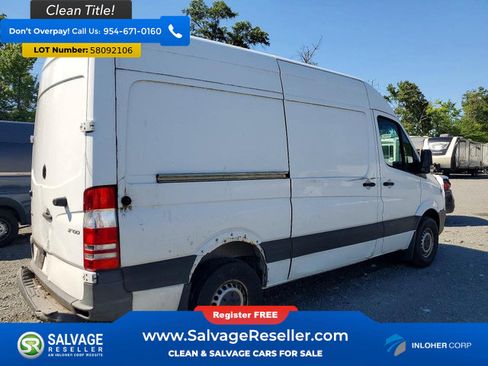 Used 2018 Mercedes-Benz Sprinter 2500 image 4