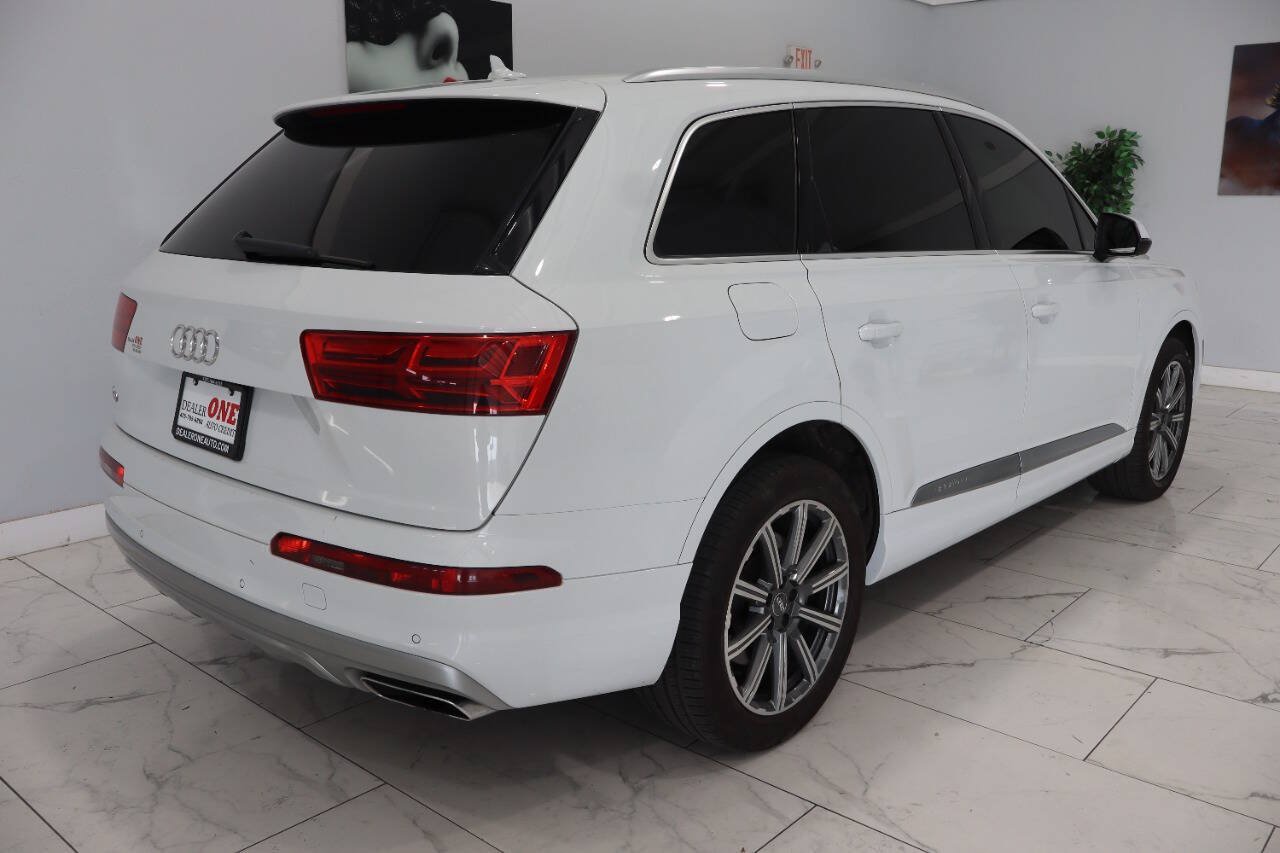 Used 2019 Audi Q7 2.0T Premium Plus w/ Premium Plus Package AWD/4WD image 3