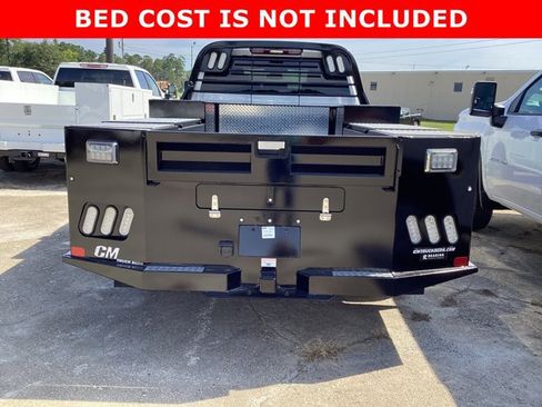 New 2025 GMC Sierra 3500 Pro w/ Convenience Package AWD/4WD image 6