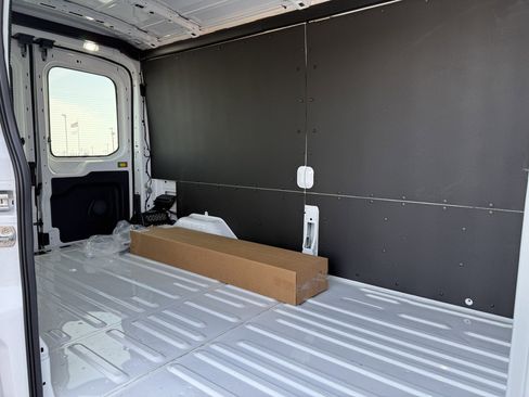 New 2026 Ford Transit 250 148 Medium Roof image 8