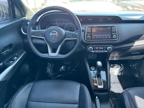 Used 2019 Nissan Kicks SR w/ SR Premium Package image 29