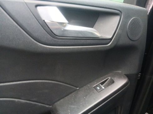 Used 2021 Ford Escape SEL w/ Technology Package image 15