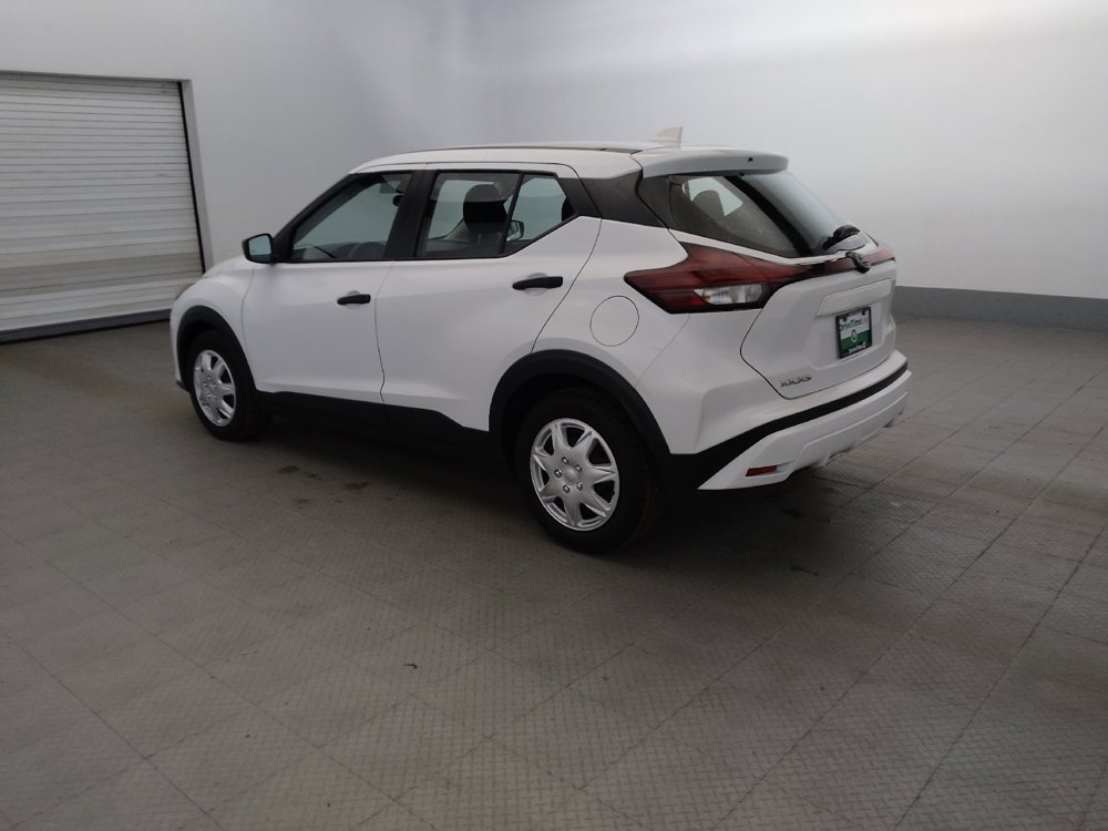 Used 2024 Nissan Kicks S FWD image 3