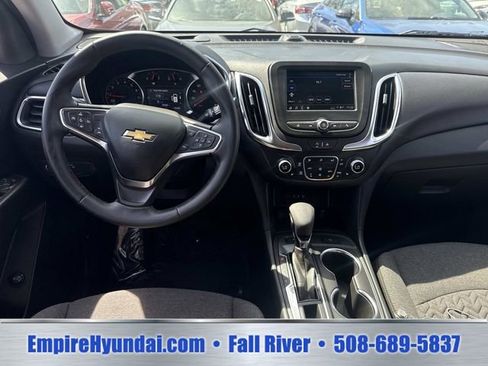 Used 2024 Chevrolet Equinox LT AWD/4WD image 16