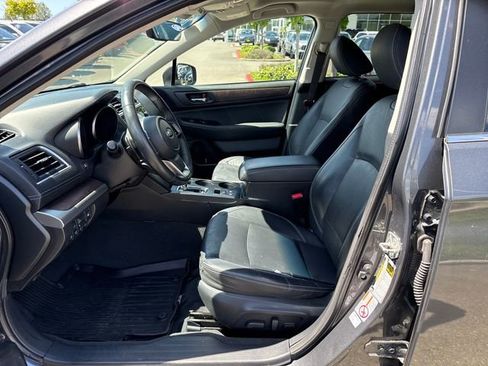 Used 2019 Subaru Outback 2.5i Limited AWD/4WD image 15