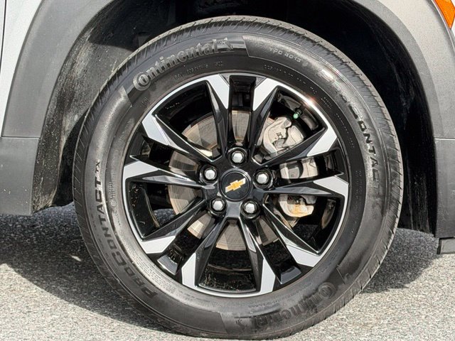 Certified 2023 Chevrolet TrailBlazer LT w/ Convenience Package FWD image 16