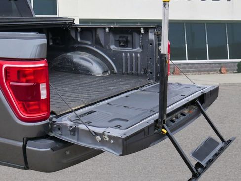 Used 2022 Ford F150 XLT w/ Equipment Group 302A High image 26