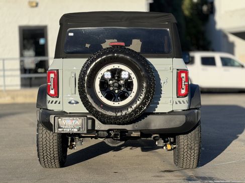 Certified 2021 Ford Bronco Outer Banks w/ Sasquatch Package image 6